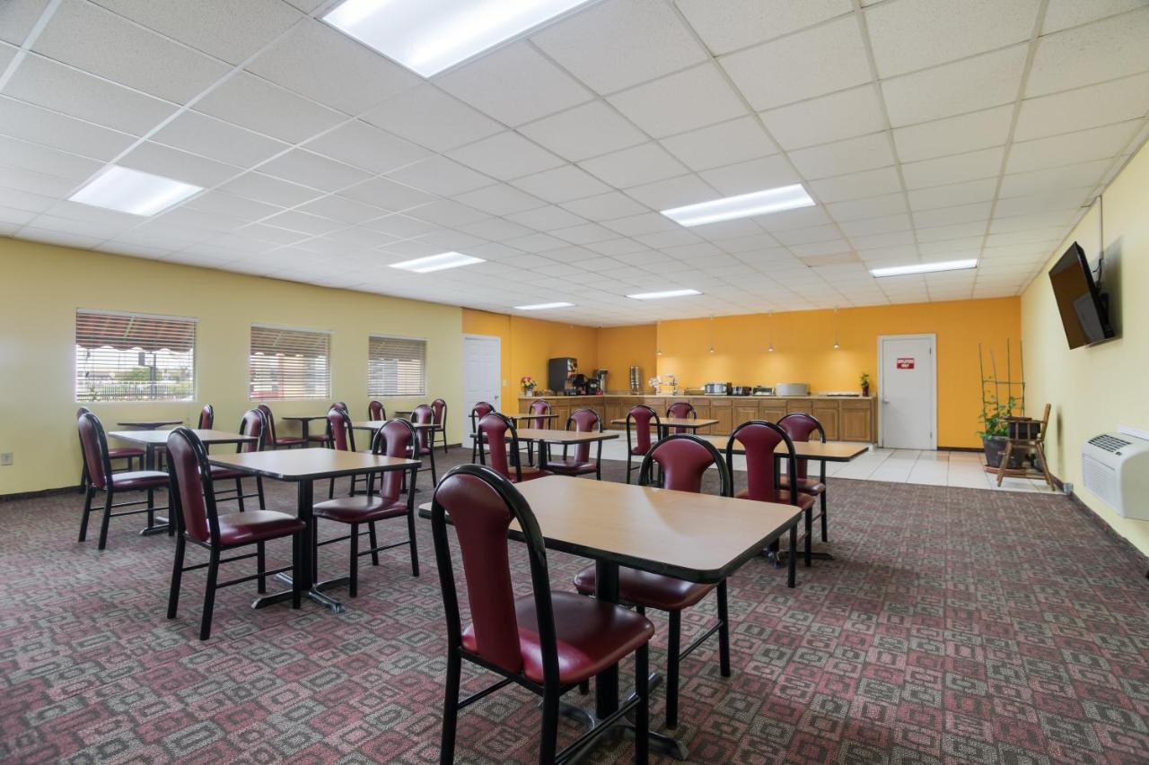 Americas Best Value Inn Tulsa I-44 Oakhurst Extérieur photo